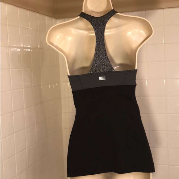 VICTORIA SECRET MAD SEXY VSX SPORT TOP SZ XS - Picture 4 of 8